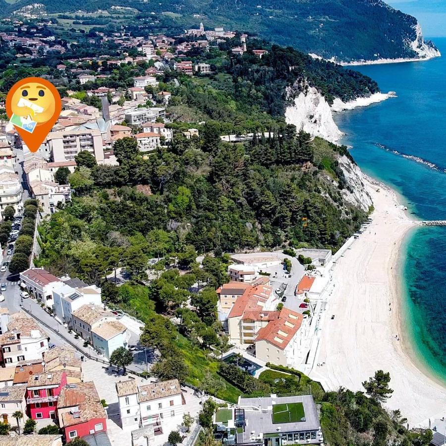 Numana appartamenti: la tua casa in centro a pochi passi dal mare Esterno foto