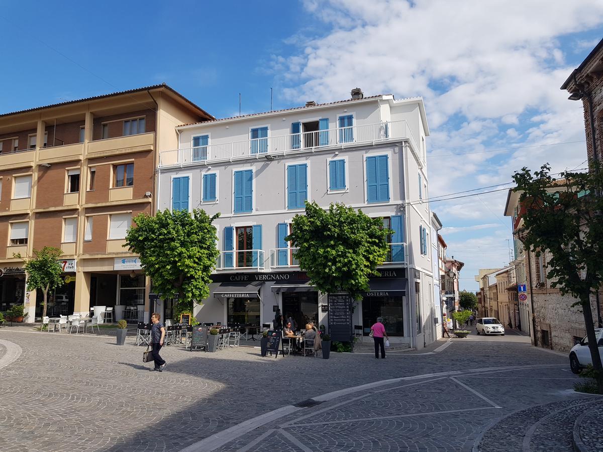 Numana appartamenti: la tua casa in centro a pochi passi dal mare Esterno foto